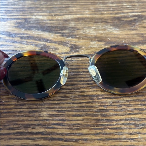Vintage Giorgio Armani Oval Tortoiseshell Sunglasses Made Italy 90s - Picture 6 of 16